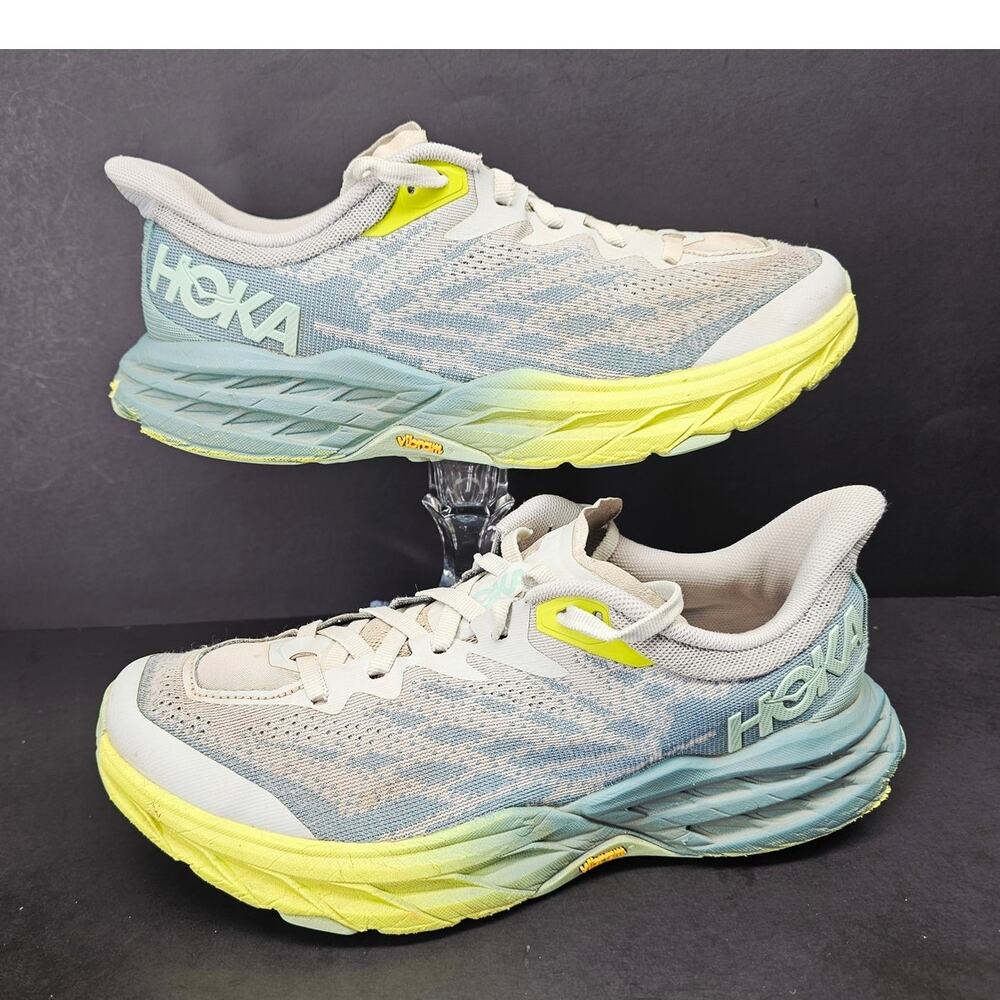 Hoka Women 7.5 Comfy footwear